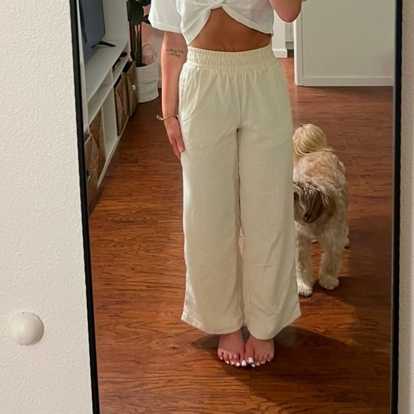 Forever 21 white high waisted corduroy velvet straight leg pants | NEW size S - Picture 9 of 11